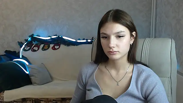 Snapshot of AnaHoney chatting on January 21, 2025, 9:46 am AnaHoney online show from January 21, 2025, 9:46 am