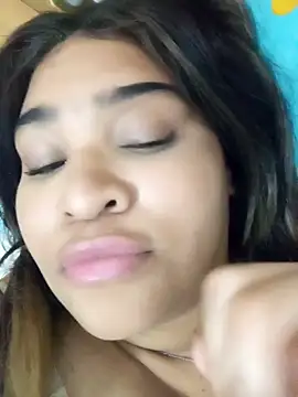 ambarlennoix online show from December 13, 2024, 10:19 am