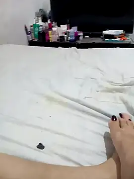 ambarlennoix online show from January 24, 2025, 7:19 am