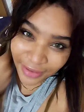 ambarlennoix online show from February 8, 2025, 6:12 am