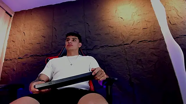 joseph boy online show from November 7, 2025, 11:54 am