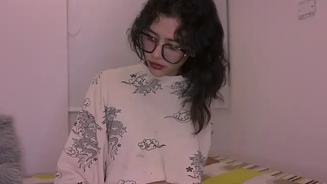 Lovely-allys online show from October 3, 2025, 12:40 am