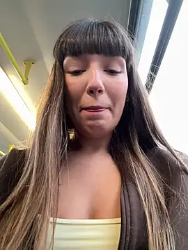 Sophie Avory online show from November 30, 2025, 12:09 pm