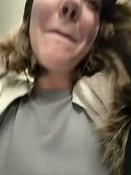 Sophie Avory online show from March 10, 2026, 5:07 pm