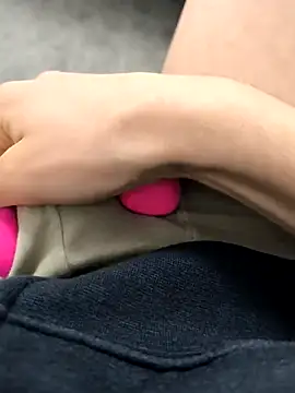 geilehecke1 online show from January 24, 2025, 5:32 pm