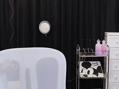 Nuyoah-77 online show from September 8, 2025, 2:49 pm