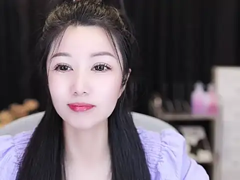 Nuyoah-77 online show from September 9, 2025, 4:50 pm