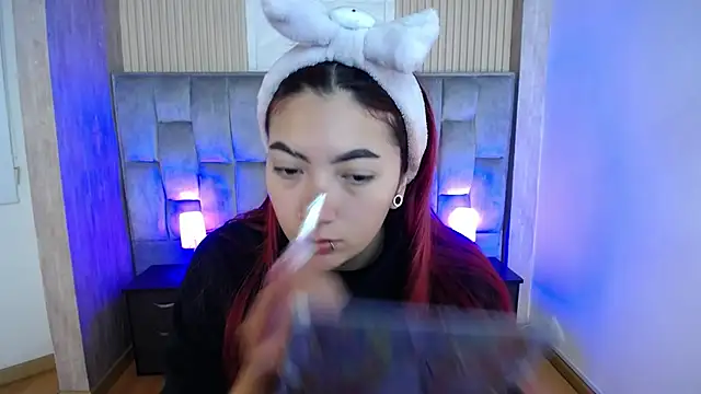 Mia Rinn online show from September 18, 2025, 2:41 pm