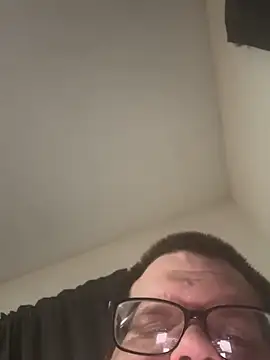 treatbobnicer online show from October 2, 2025, 12:12 pm