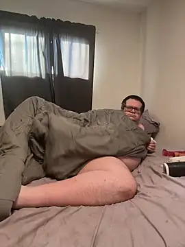 treatbobnicer online show from October 23, 2025, 4:28 pm