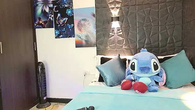 graceymilf666 online show from September 13, 2025, 11:21 am