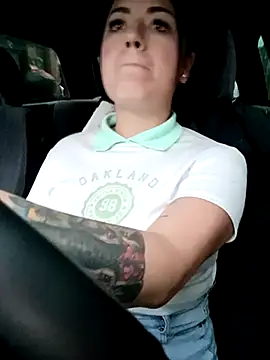 Lesly 10- online show from March 6, 2025, 9:53 pm