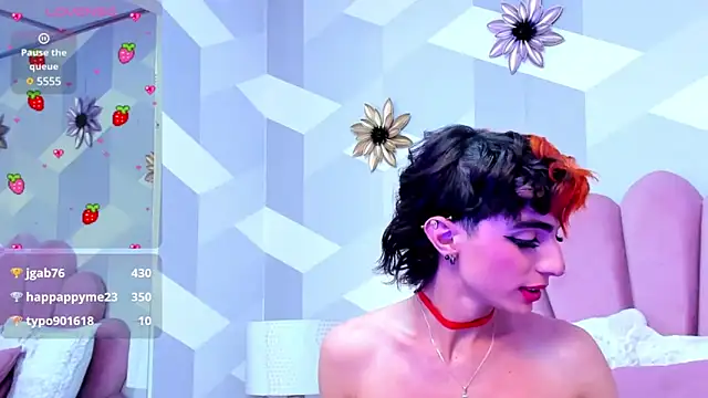 KylieMonnett online show from January 24, 2025, 8:02 am