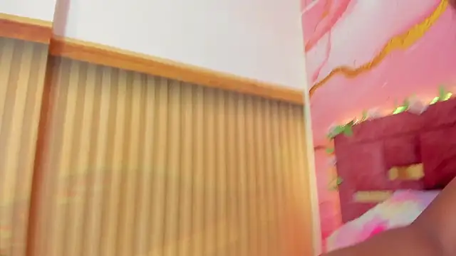 melody paris online show from March 27, 2026, 10:59 am