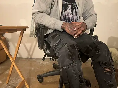 SluttyLyfe4L online show from December 1, 2024, 10:43 pm