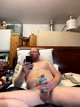 theoneandonlyniko online show from December 15, 2025, 9:30 pm