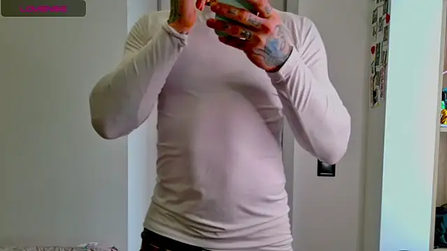 white King9999 online show from February 15, 2026, 11:52 am