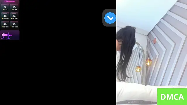 SOFIAGOEZ30 online show from March 13, 2025, 2:12 pm