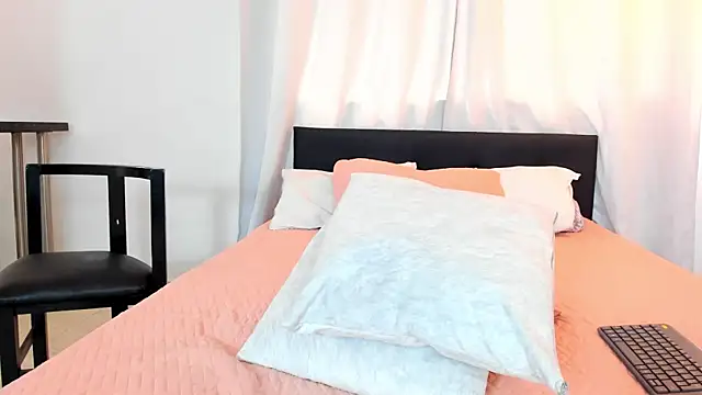 DailaSmith online show from February 25, 2025, 6:42 pm