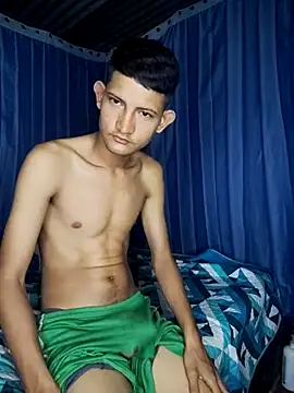 Valentinacuc online show from September 24, 2025, 10:40 am