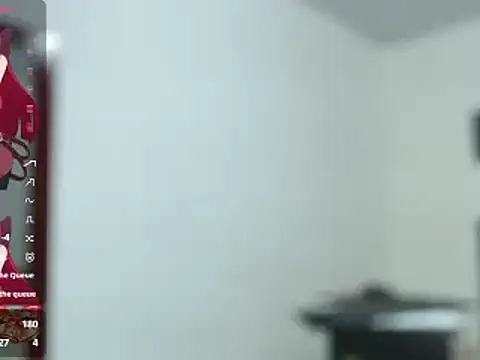 eloisaath online show from December 17, 2024, 8:21 pm