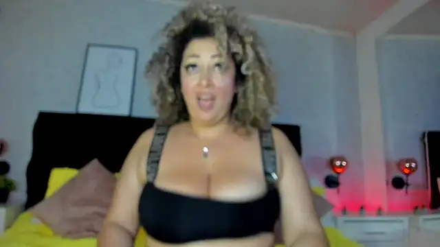 Katti Barrera online show from March 20, 2025, 8:19 pm