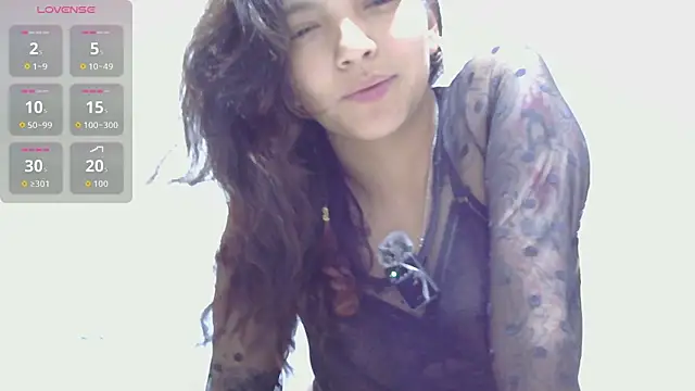 Snapshot of Garou_u chatting on December 19, 2025, 7:15 am Garou u online show from December 19, 2025, 7:15 am