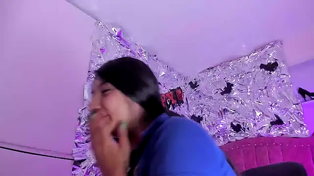 SarahStones online show from October 24, 2025, 4:31 am