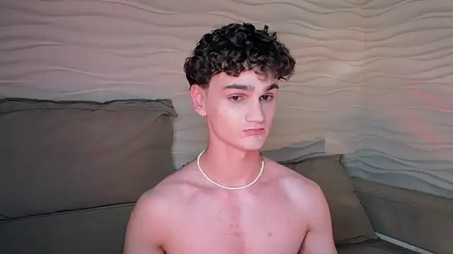 adam 21cm   online show from January 26, 2025, 7:52 pm