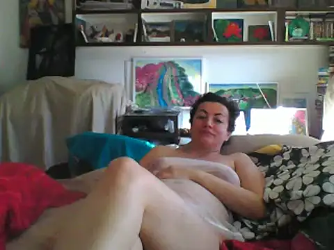 MariaAnaSunshine online show from March 20, 2025, 8:53 am