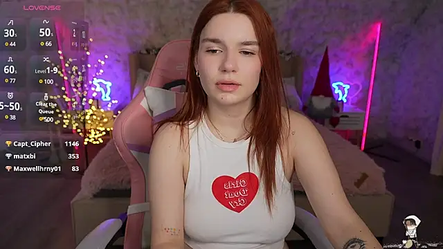 RedShinee online show from January 17, 2025, 5:08 pm