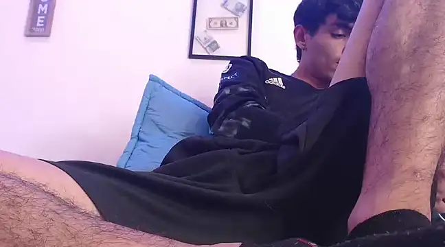 Snapshot of harrytomson_1 chatting on February 12, 2025, 11:20 pm harrytomson 1 online show from February 12, 2025, 11:20 pm