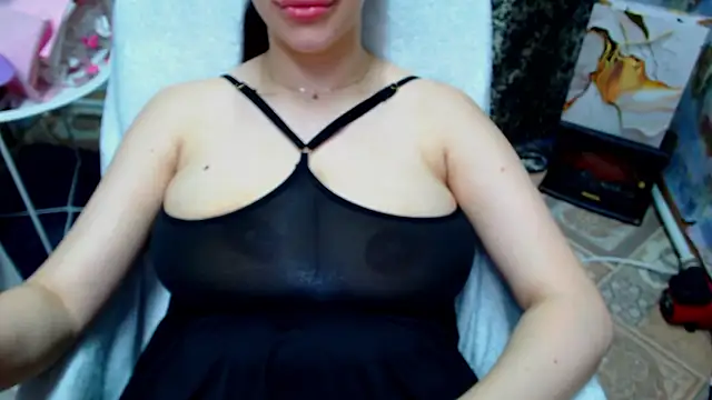 lovelyseu online show from April 1, 2026, 8:50 pm