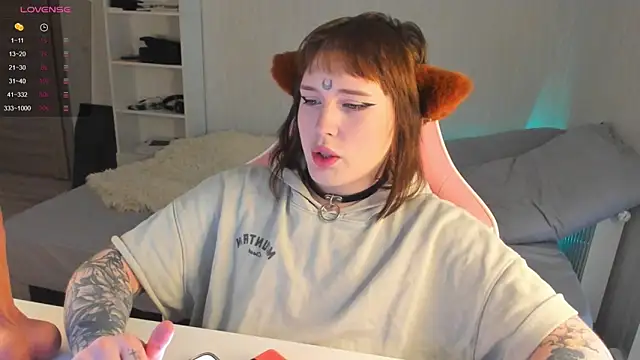 Spliti moon online show from October 6, 2025, 1:08 pm