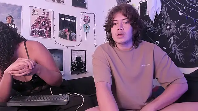 hothoneychile online show from September 17, 2025, 2:19 pm