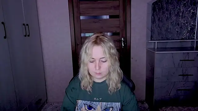 Kristy-Max online show from March 14, 2026, 8:47 pm