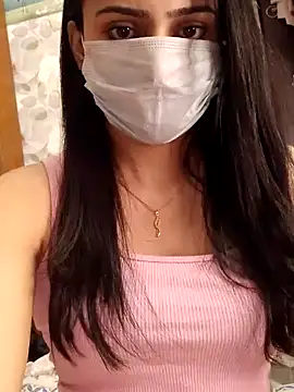 Snapshot of Mylovesana chatting on February 5, 2025, 7:42 pm Mylovesana online show from February 5, 2025, 7:42 pm