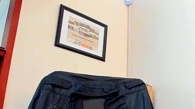 webothtwo online show from February 3, 2025, 2:02 pm