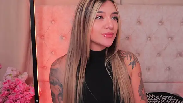 ashleyvalirya online show from January 31, 2025, 7:07 am