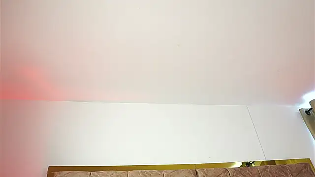 ashleyvalirya online show from March 19, 2026, 7:40 pm