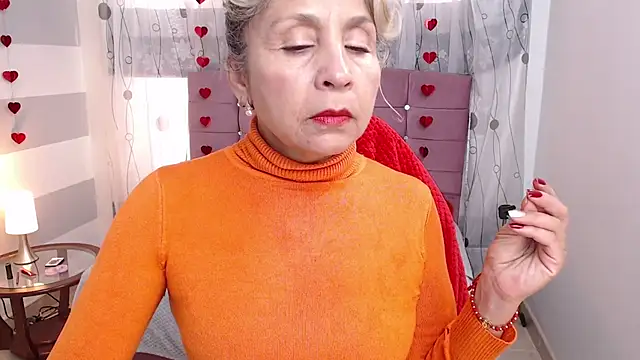 Afrodita sg online show from February 20, 2025, 5:29 pm