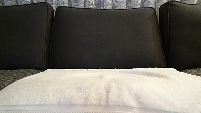 Snapshot of 77_No_Name_77 chatting on February 10, 2026, 2:04 am 77 No Name 77 online show from February 10, 2026, 2:04 am