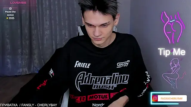 CHERLYBAY online show from February 25, 2025, 9:02 pm