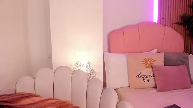 Victoria vallejo  online show from January 9, 2026, 11:35 am