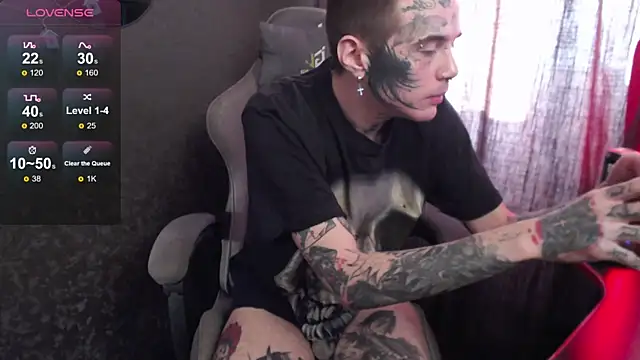 Snapshot of lonelycrystal chatting on February 19, 2025, 10:12 am lonelycrystal online show from February 19, 2025, 10:12 am