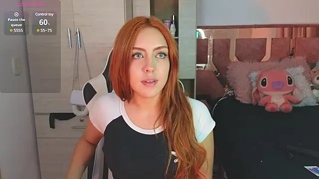 Snapshot of Angel_lusst chatting on February 1, 2025, 8:39 am Angel lusst online show from February 1, 2025, 8:39 am