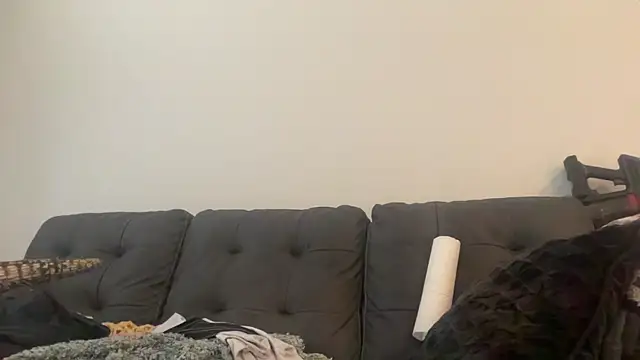 RavenRayyy online show from November 5, 2025, 4:07 pm