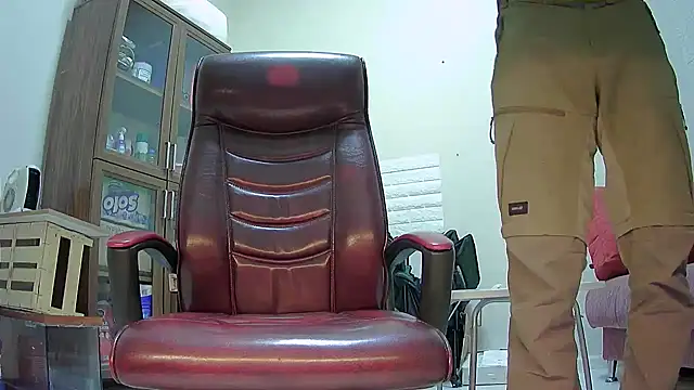 hardbigcock16 online show from February 19, 2025, 9:50 am