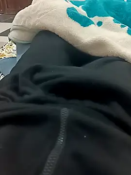 zazaza12ratyuijgg online show from November 25, 2025, 7:36 pm