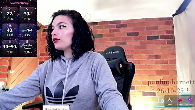 paulinabarnett- online show from October 27, 2025, 2:43 pm